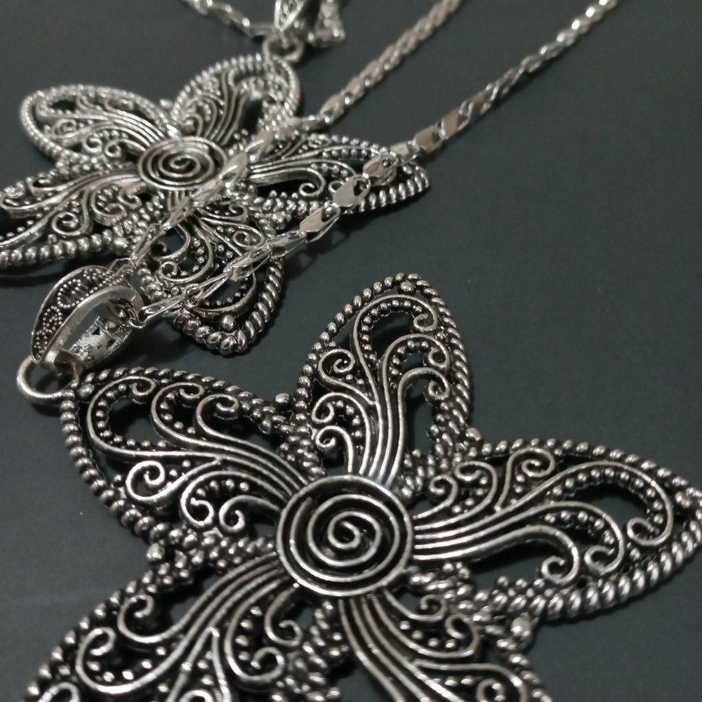 New 28" Super Big Ancient Flower Star Necklace - Picture 5 of 5
